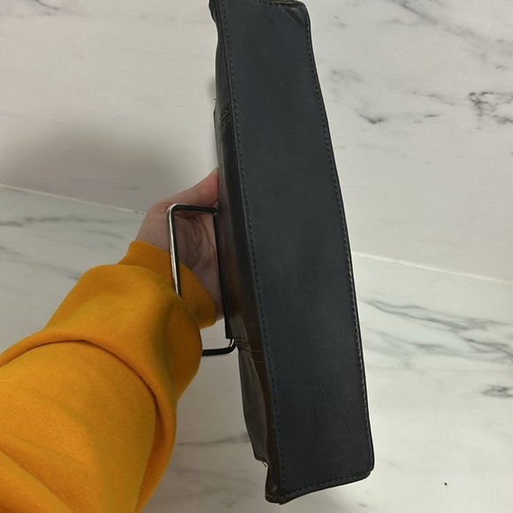 Handbag Clutch Purse Bag Metal Handle Rectangle Giannini Black zipper top - Picture 13 of 17